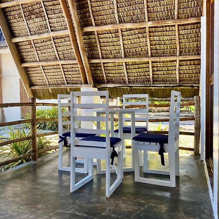 Surya Beach Resort Palawan Aborlan Bagian luar foto