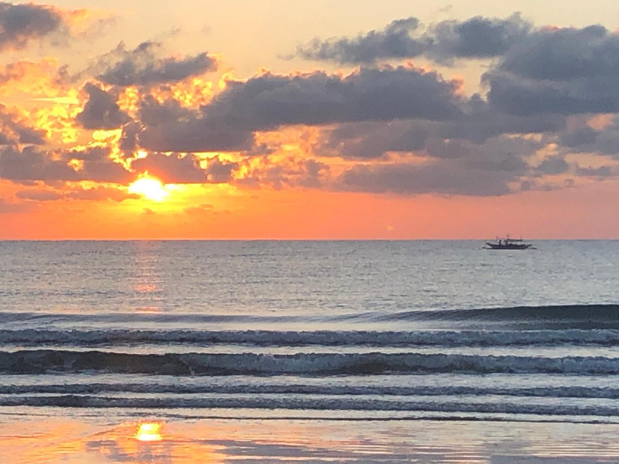 Surya Beach Resort Palawan Aborlan Bagian luar foto