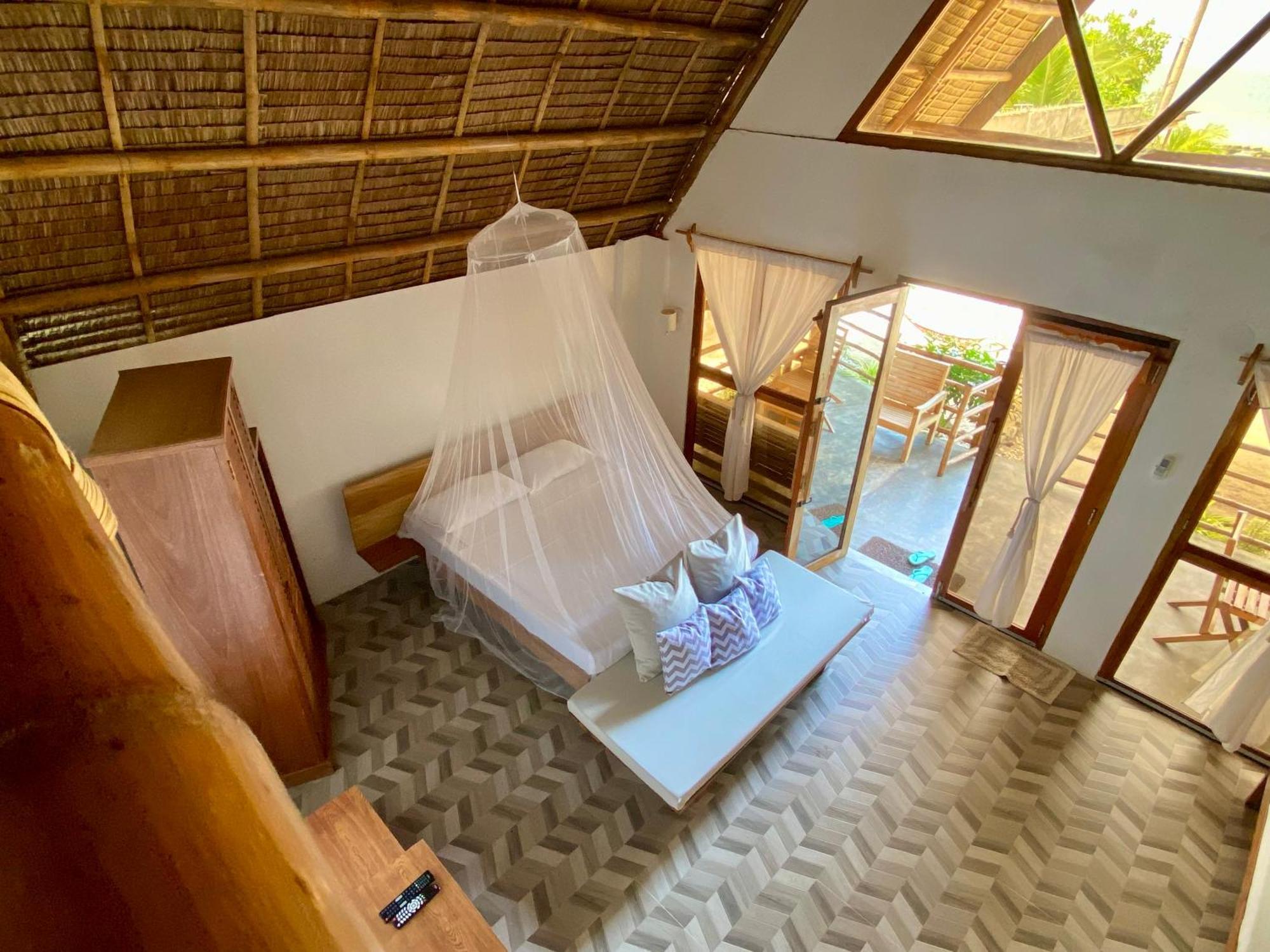 Surya Beach Resort Palawan Aborlan Bagian luar foto